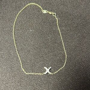 14 KT gold starfish pendent and chain